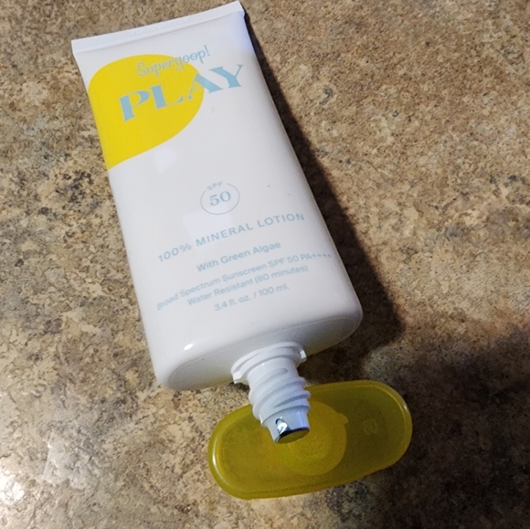 Super Goop Play SPF50 - Picture 7 of 7